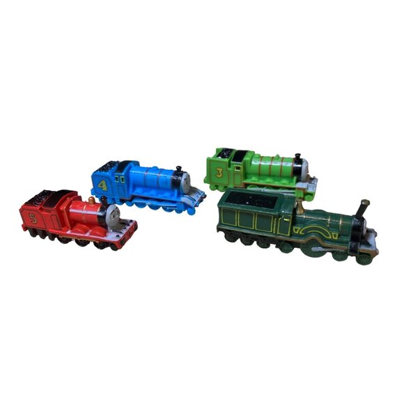 Thomas the Tank Engine Train & Friends Plastic Cake Toppers - Picture 3 of 10